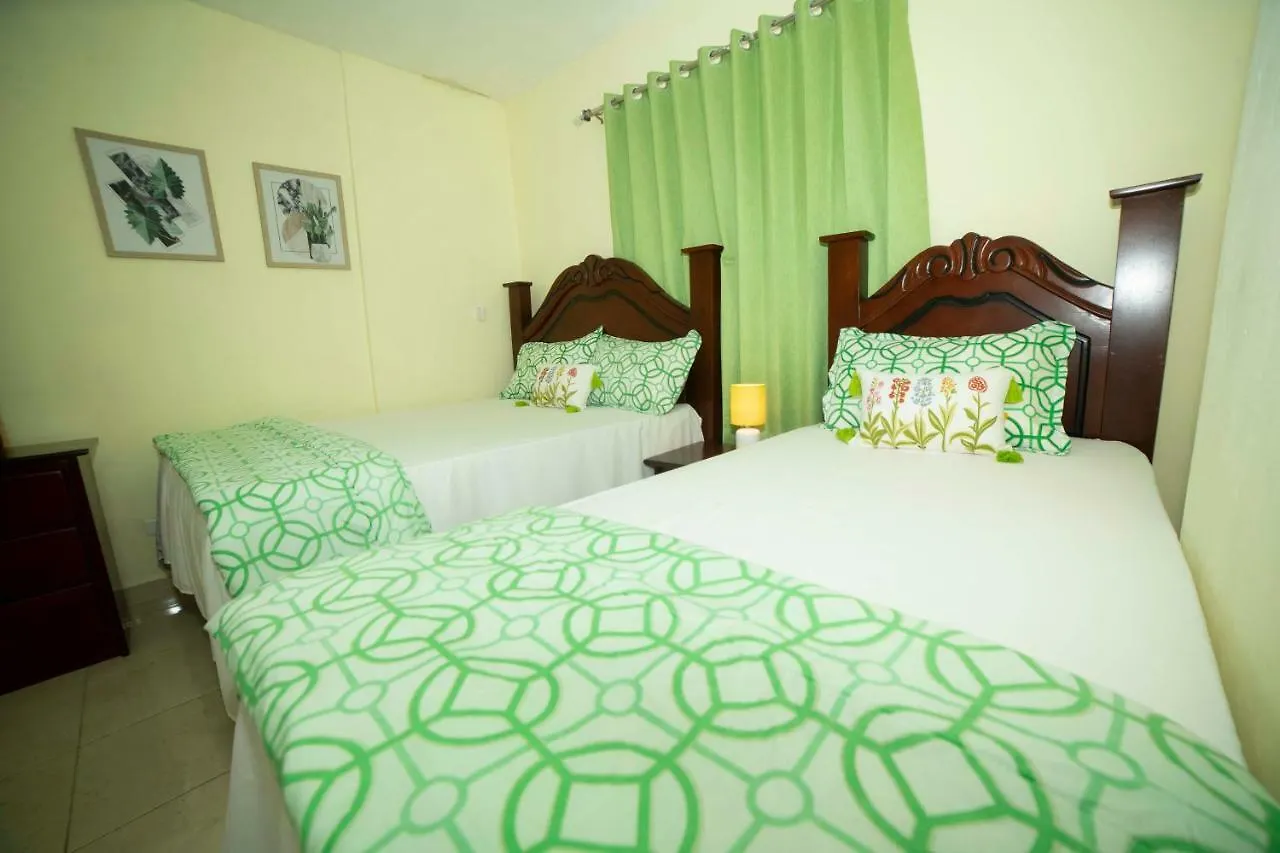 Hotel Enrique I Santo Domingo Hostel